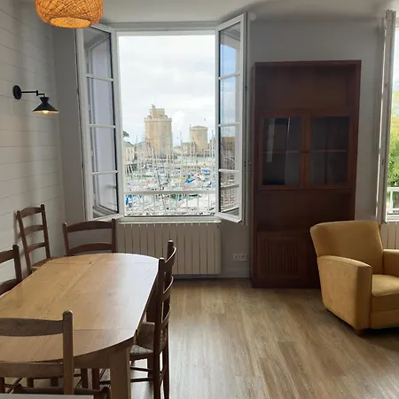 Valin 1, Centre Ville, Face Au Port